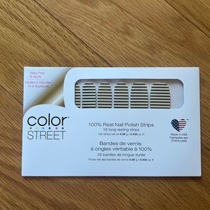 Color Street - Between The Lines (RETIRED)